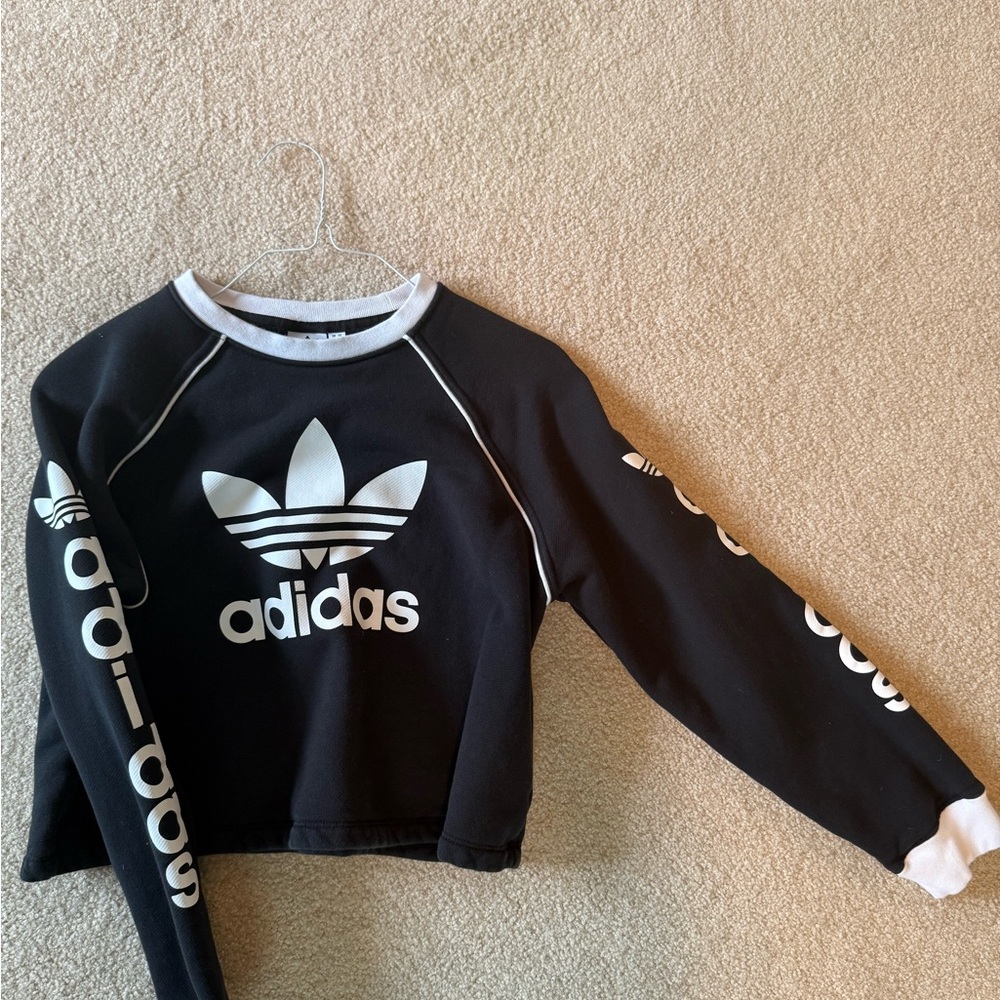 Adidas Black and White Cropped Sweatshirt Size M EUC